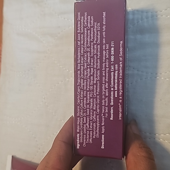 Novara Cellulite & Stretch Mark Treatment 1.4 oz. - Picture 3 of 8